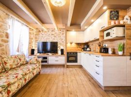 Holiday house Ivana, Zadar, Vinjerac，位于维尼埃拉茨的酒店