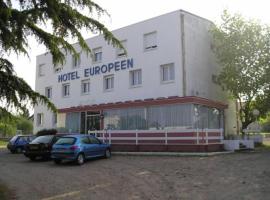 Hotel Européen，位于蓬塔穆松的酒店