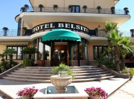 贝尔西托酒店，位于诺拉的酒店