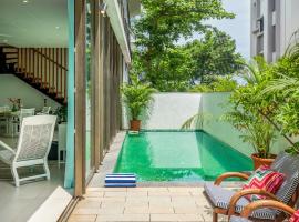 3BR Villa B4 w/Pool in Nerul，位于尼禄的酒店