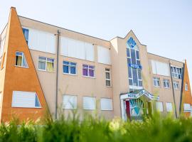 Europa Hotel Garni free parking，位于菲尔特的酒店