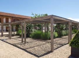 李雷罗卡西弗里尔拉酒店，位于Quattordio的酒店