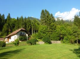 奥泽尔度假屋，位于Nötsch的酒店