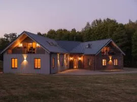 Lake & Library boutique Hotel