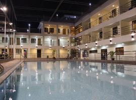 La Primera Grande Beach Resort，位于Roxas的酒店