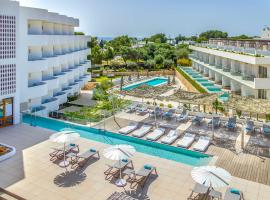Inturotel Cala Esmeralda Beach Hotel & Spa - Adults Only，位于卡拉达沃的带按摩浴缸的酒店