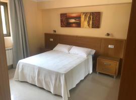 hotel la Ribera，位于Santianes的酒店
