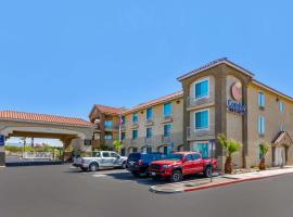 Comfort Inn & Suites El Centro I-8，位于埃尔森特罗的酒店