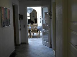 Hotel Tinggård，位于Kjellerup的酒店