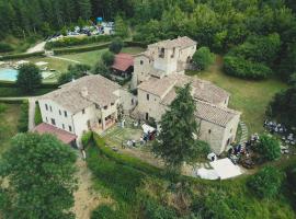 Abbazia San Faustino - Dimora Storica，位于Carpini的酒店