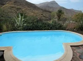 vivelorural Casa en risco de agaete con piscina