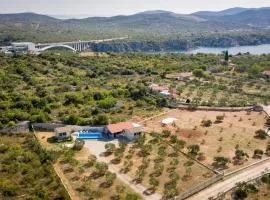 Šibenik Mara-Ana with outdoor swimming poll