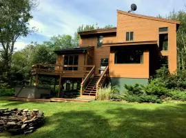 Mink Hollow Lodge