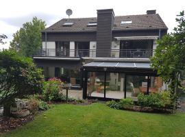 Ferienwohnung mit eigenem Pool und finnischer Sauna in Witten，位于维滕的酒店