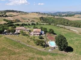Cerqueti agriturismo，位于柏芝的酒店