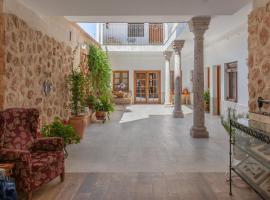 Hotel Rural Sisapo，位于Almodóvar del Campo的酒店