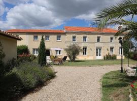 蒂勒斯酒庄酒店，位于Marcillac的酒店