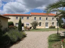 蒂勒斯酒庄酒店