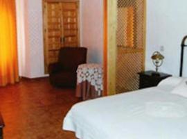 Hostal Duque，位于Huete的酒店