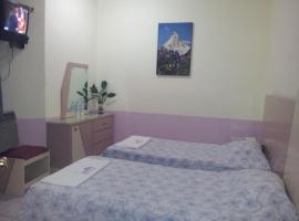 HOTEL DIAMANTE INN，位于Uriangato的酒店