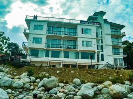 Hotel River Retreat