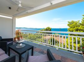 Luxury Apartment Bobara，位于米利尼的酒店