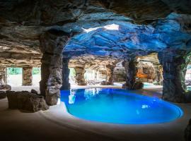 汤布洛塔拉索度假酒店，位于马里纳-迪卡斯塔涅托的酒店