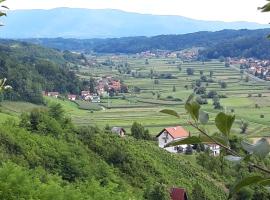 Robinzonski smještaj Tepeš，位于图赫尔斯克利普利采的酒店