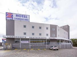 Hotel Zandoná，位于布卢梅瑙机场 - BNU附近的酒店