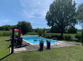 Lovely gites with private pool, privacy & spacious garden