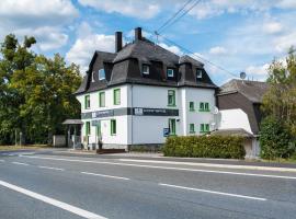 CORNER S INN Hotel Pension Gästehaus Hostel，位于Wallmerod的酒店