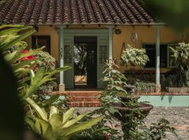 Hacienda La Sierra，位于Fredonia的酒店