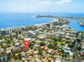 Central Mooloolaba Unit - Walk to the Beach