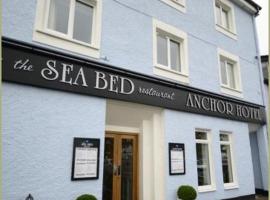 Anchor Hotel and Seabed Restaurant，位于塔伯特的酒店