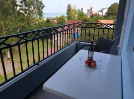 Apartment near the Beach Batumi-Gonio，位于高尼奥的酒店