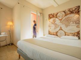 Hotel Grand Cap Rooftop Pool，位于阿格德的酒店