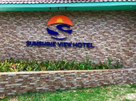 Sunshine View Hotel and Restaurant，位于科罗萨尔Corozal Airstrip附近的酒店