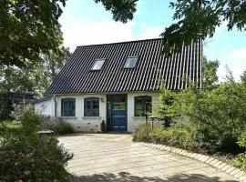 6 person holiday home in Humble-By Traum