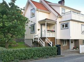 4 person holiday home in Sk rhamn，位于谢尔港的乡村别墅