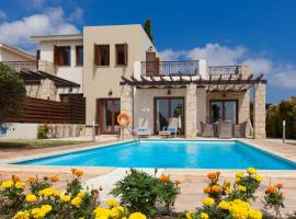 Aphrodite Hills Rentals - Junior Villas，位于库克里亚的高尔夫酒店