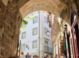 Change The World Hostels - Coimbra - Almedina，位于科英布拉的酒店