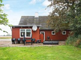 12 person holiday home in Bredebro，位于Bredebro的酒店