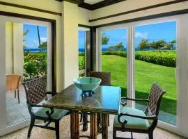 Waipouli Beach Resort Exquisite Ocean Front Condo in Oceanfront H Building Sleeps 8 AC Pool