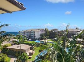 Waipouli Beach Resort Penthouse Exquisite Ocean & Pool View Condo!，位于卡帕阿的公寓