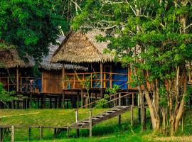 亚马逊木易纳小屋酒店 - 全包，位于Paraíso的木屋