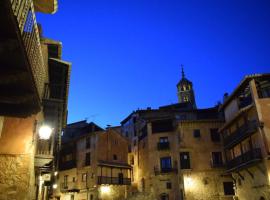 Casa Balcón de Albarracín，位于阿尔巴拉辛的酒店