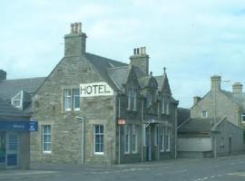 St Clair Arms Hotel，位于卡斯尔敦的酒店