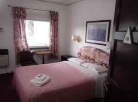 Hotel Namuncurá，位于里奥塞瓦约斯的酒店
