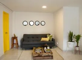 Home Aris Apartments 201