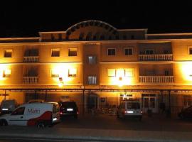 Hostal Los Hermanos，位于巴萨的酒店